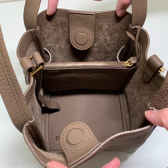 Songmont Medium Song Bag in Taupe – Full-Grain Leather, Like New w/ Dust Bag - Picture 9 of 16